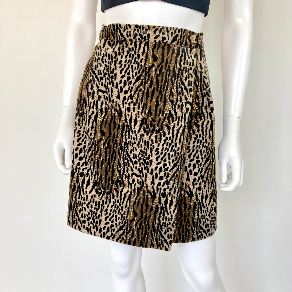 Vintage 90's faux fur Leopard print  mini skirt M